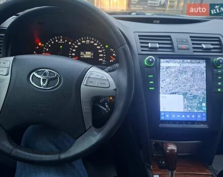 Серый Тойота Камри, объемом двигателя 2.4 л и пробегом 268 тыс. км за 7800 $, фото 19 на Automoto.ua