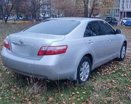 Серый Тойота Камри, объемом двигателя 2.4 л и пробегом 260 тыс. км за 7900 $, фото 3 на Automoto.ua