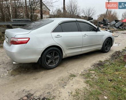 Сірий Тойота Камрі, об'ємом двигуна 2.36 л та пробігом 260 тис. км за 7300 $, фото 4 на Automoto.ua