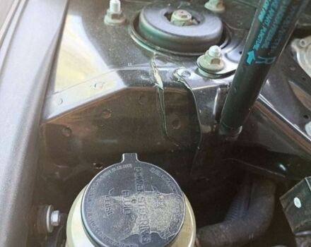 Серый Тойота Камри, объемом двигателя 2.4 л и пробегом 213 тыс. км за 9500 $, фото 6 на Automoto.ua