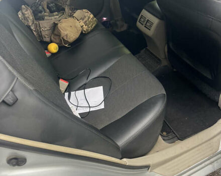 Серый Тойота Камри, объемом двигателя 2.4 л и пробегом 290 тыс. км за 8500 $, фото 12 на Automoto.ua