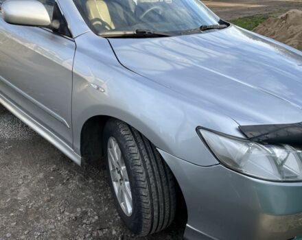 Серый Тойота Камри, объемом двигателя 2.4 л и пробегом 330 тыс. км за 8000 $, фото 5 на Automoto.ua