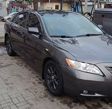 Сірий Тойота Камрі, об'ємом двигуна 2.4 л та пробігом 297 тис. км за 9150 $, фото 1 на Automoto.ua