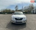 Серый Тойота Камри, объемом двигателя 2.36 л и пробегом 207 тыс. км за 8200 $, фото 1 на Automoto.ua