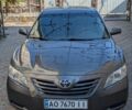 Серый Тойота Камри, объемом двигателя 2.4 л и пробегом 222 тыс. км за 7500 $, фото 1 на Automoto.ua