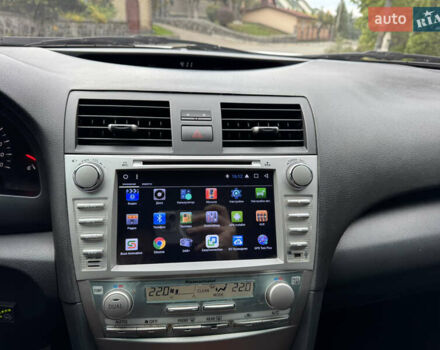 Серый Тойота Камри, объемом двигателя 3.5 л и пробегом 340 тыс. км за 8500 $, фото 16 на Automoto.ua