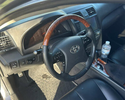 Серый Тойота Камри, объемом двигателя 3.46 л и пробегом 340 тыс. км за 12400 $, фото 7 на Automoto.ua