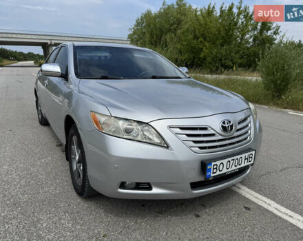 Серый Тойота Камри, объемом двигателя 2.36 л и пробегом 308 тыс. км за 7500 $, фото 13 на Automoto.ua