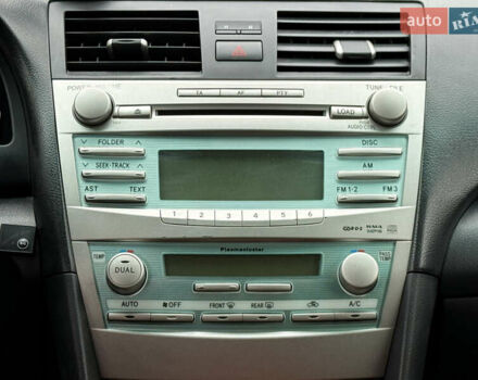 Сірий Тойота Камрі, об'ємом двигуна 2.36 л та пробігом 327 тис. км за 9699 $, фото 20 на Automoto.ua