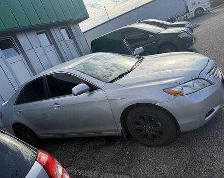 Серый Тойота Камри, объемом двигателя 2.4 л и пробегом 248 тыс. км за 7250 $, фото 1 на Automoto.ua