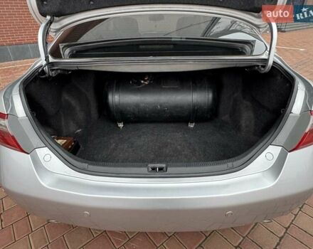 Серый Тойота Камри, объемом двигателя 3.5 л и пробегом 223 тыс. км за 8300 $, фото 38 на Automoto.ua