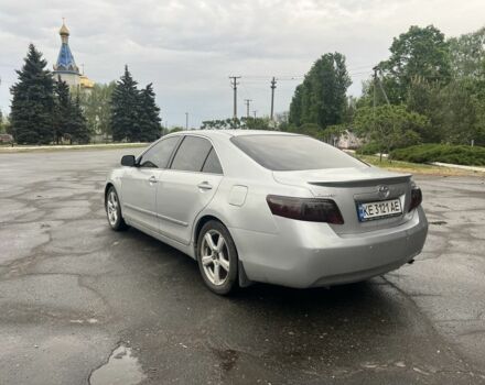 Серый Тойота Камри, объемом двигателя 2.4 л и пробегом 212 тыс. км за 8500 $, фото 5 на Automoto.ua