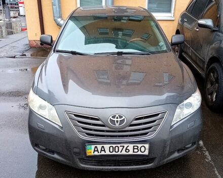 Серый Тойота Камри, объемом двигателя 3.5 л и пробегом 470 тыс. км за 4500 $, фото 2 на Automoto.ua