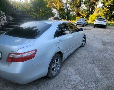 Серый Тойота Камри, объемом двигателя 2.36 л и пробегом 195 тыс. км за 6200 $, фото 2 на Automoto.ua