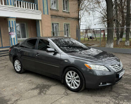 Сірий Тойота Камрі, об'ємом двигуна 3.5 л та пробігом 260 тис. км за 9400 $, фото 3 на Automoto.ua