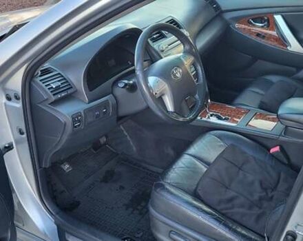 Серый Тойота Камри, объемом двигателя 2.36 л и пробегом 413 тыс. км за 8700 $, фото 11 на Automoto.ua