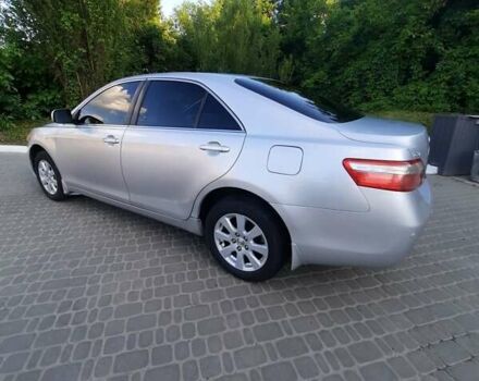 Серый Тойота Камри, объемом двигателя 2.4 л и пробегом 208 тыс. км за 8000 $, фото 20 на Automoto.ua