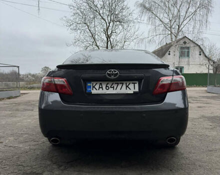 Сірий Тойота Камрі, об'ємом двигуна 3.5 л та пробігом 260 тис. км за 9400 $, фото 7 на Automoto.ua