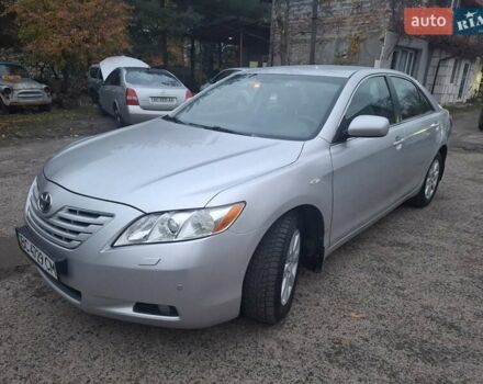 Серый Тойота Камри, объемом двигателя 2.4 л и пробегом 268 тыс. км за 7800 $, фото 3 на Automoto.ua