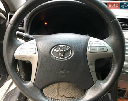 Серый Тойота Камри, объемом двигателя 2.4 л и пробегом 176 тыс. км за 9700 $, фото 13 на Automoto.ua