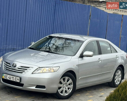 Сірий Тойота Камрі, об'ємом двигуна 2.4 л та пробігом 67 тис. км за 12900 $, фото 7 на Automoto.ua