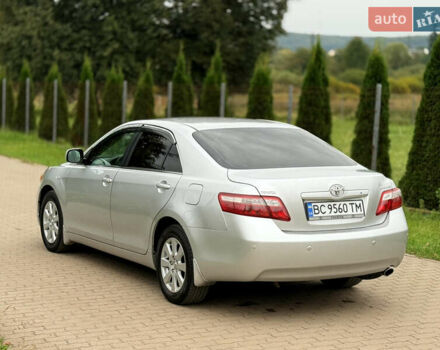 Сірий Тойота Камрі, об'ємом двигуна 2.36 л та пробігом 327 тис. км за 9699 $, фото 5 на Automoto.ua