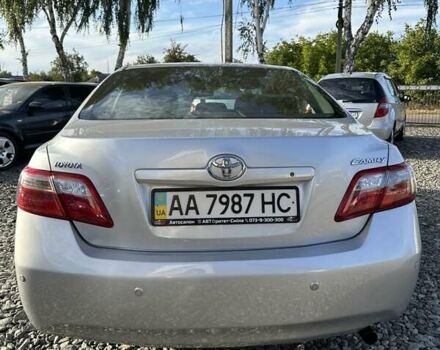 Сірий Тойота Камрі, об'ємом двигуна 2.4 л та пробігом 241 тис. км за 7700 $, фото 10 на Automoto.ua