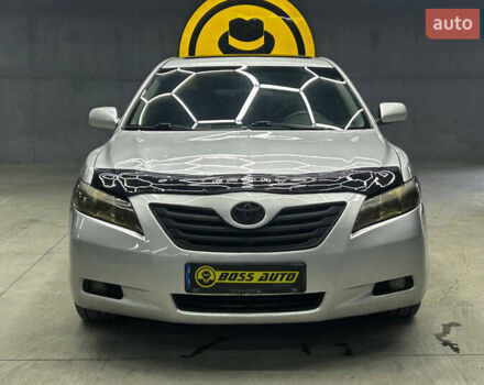Сірий Тойота Камрі, об'ємом двигуна 3.46 л та пробігом 226 тис. км за 8500 $, фото 1 на Automoto.ua