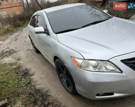 Сірий Тойота Камрі, об'ємом двигуна 2.36 л та пробігом 260 тис. км за 7300 $, фото 6 на Automoto.ua