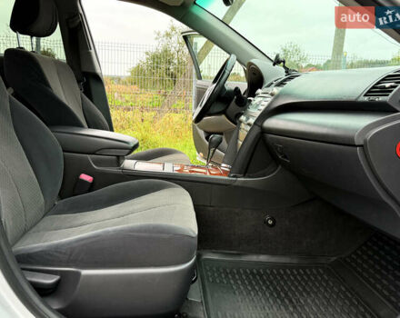 Сірий Тойота Камрі, об'ємом двигуна 2.36 л та пробігом 327 тис. км за 9699 $, фото 29 на Automoto.ua