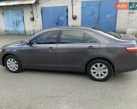 Серый Тойота Камри, объемом двигателя 3.5 л и пробегом 264 тыс. км за 8700 $, фото 3 на Automoto.ua