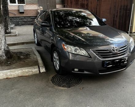Серый Тойота Камри, объемом двигателя 2.4 л и пробегом 213 тыс. км за 9300 $, фото 4 на Automoto.ua