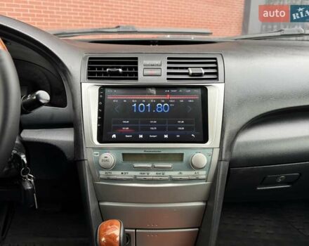 Серый Тойота Камри, объемом двигателя 3.5 л и пробегом 223 тыс. км за 8300 $, фото 36 на Automoto.ua
