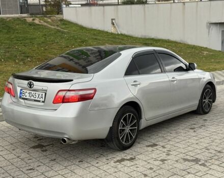 Серый Тойота Камри, объемом двигателя 2.4 л и пробегом 320 тыс. км за 5350 $, фото 5 на Automoto.ua