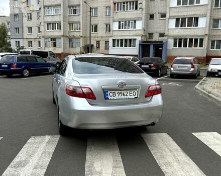 Серый Тойота Камри, объемом двигателя 2.4 л и пробегом 370 тыс. км за 7300 $, фото 3 на Automoto.ua