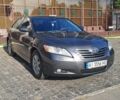 Сірий Тойота Камрі, об'ємом двигуна 3.5 л та пробігом 235 тис. км за 8200 $, фото 1 на Automoto.ua