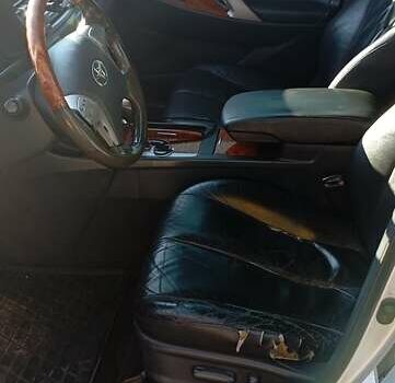 Серый Тойота Камри, объемом двигателя 3.46 л и пробегом 429 тыс. км за 7000 $, фото 4 на Automoto.ua