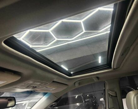 Сірий Тойота Камрі, об'ємом двигуна 3.5 л та пробігом 226 тис. км за 8500 $, фото 16 на Automoto.ua