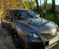 Сірий Тойота Камрі, об'ємом двигуна 2.4 л та пробігом 235 тис. км за 8900 $, фото 1 на Automoto.ua