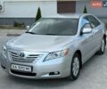 Сірий Тойота Камрі, об'ємом двигуна 2.4 л та пробігом 146 тис. км за 10900 $, фото 2 на Automoto.ua
