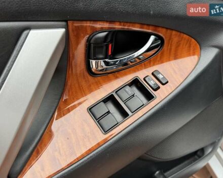 Серый Тойота Камри, объемом двигателя 3.5 л и пробегом 223 тыс. км за 8300 $, фото 22 на Automoto.ua