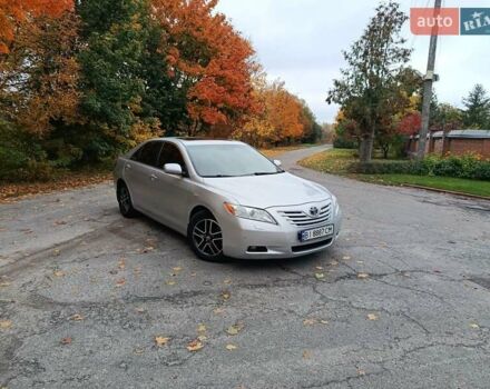 Сірий Тойота Камрі, об'ємом двигуна 2.36 л та пробігом 242 тис. км за 8300 $, фото 17 на Automoto.ua