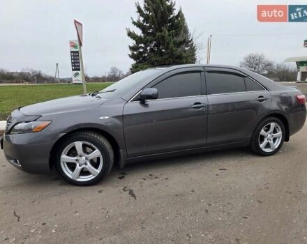 Серый Тойота Камри, объемом двигателя 2.36 л и пробегом 285 тыс. км за 9200 $, фото 14 на Automoto.ua