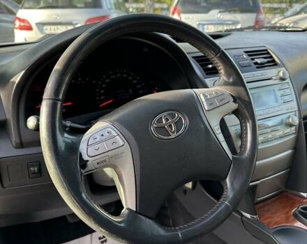 Сірий Тойота Камрі, об'ємом двигуна 2.4 л та пробігом 241 тис. км за 7700 $, фото 9 на Automoto.ua