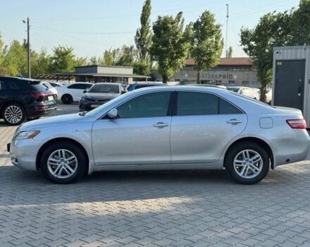 Сірий Тойота Камрі, об'ємом двигуна 2.4 л та пробігом 233 тис. км за 8400 $, фото 3 на Automoto.ua