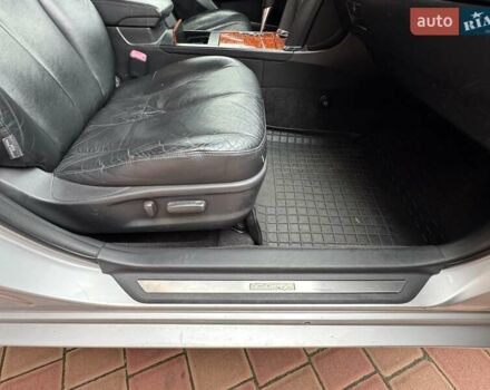 Серый Тойота Камри, объемом двигателя 3.5 л и пробегом 223 тыс. км за 8300 $, фото 46 на Automoto.ua