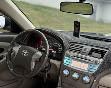 Серый Тойота Камри, объемом двигателя 2.4 л и пробегом 320 тыс. км за 5350 $, фото 15 на Automoto.ua