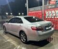 Серый Тойота Камри, объемом двигателя 2.4 л и пробегом 254 тыс. км за 8800 $, фото 1 на Automoto.ua