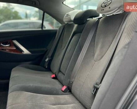Сірий Тойота Камрі, об'ємом двигуна 2.36 л та пробігом 196 тис. км за 7700 $, фото 17 на Automoto.ua