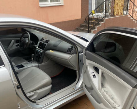 Серый Тойота Камри, объемом двигателя 2.36 л и пробегом 300 тыс. км за 8200 $, фото 10 на Automoto.ua